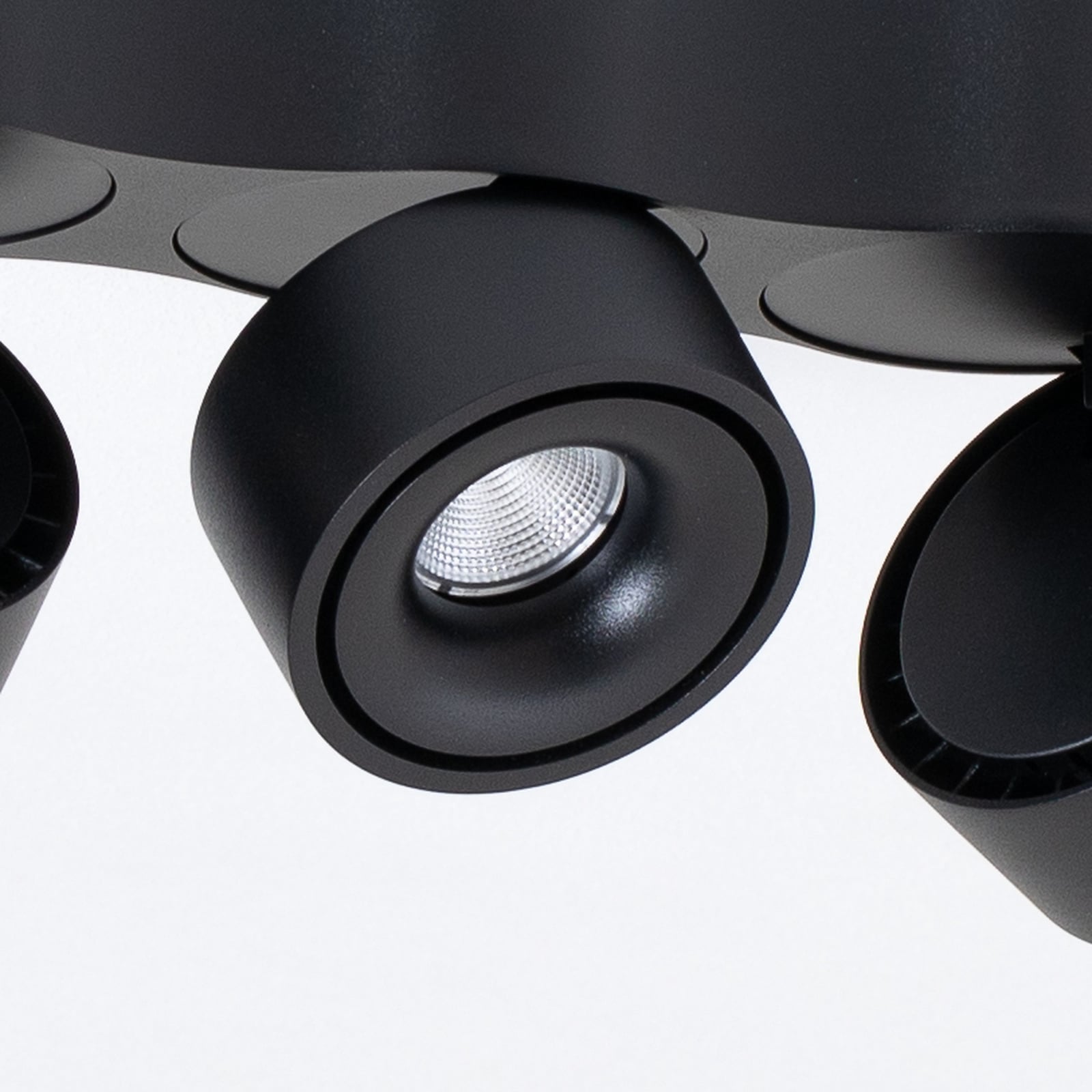 LED-takspot Rotari 3-lys svart dimbar svingbar nærbilde av dimmer