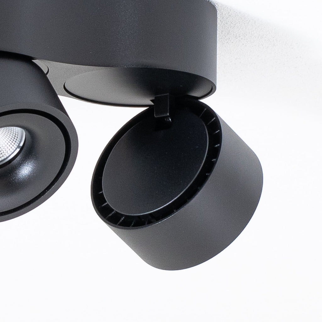 LED-takspot Rotari 3-lys svart dimbar svingbar sideprofil