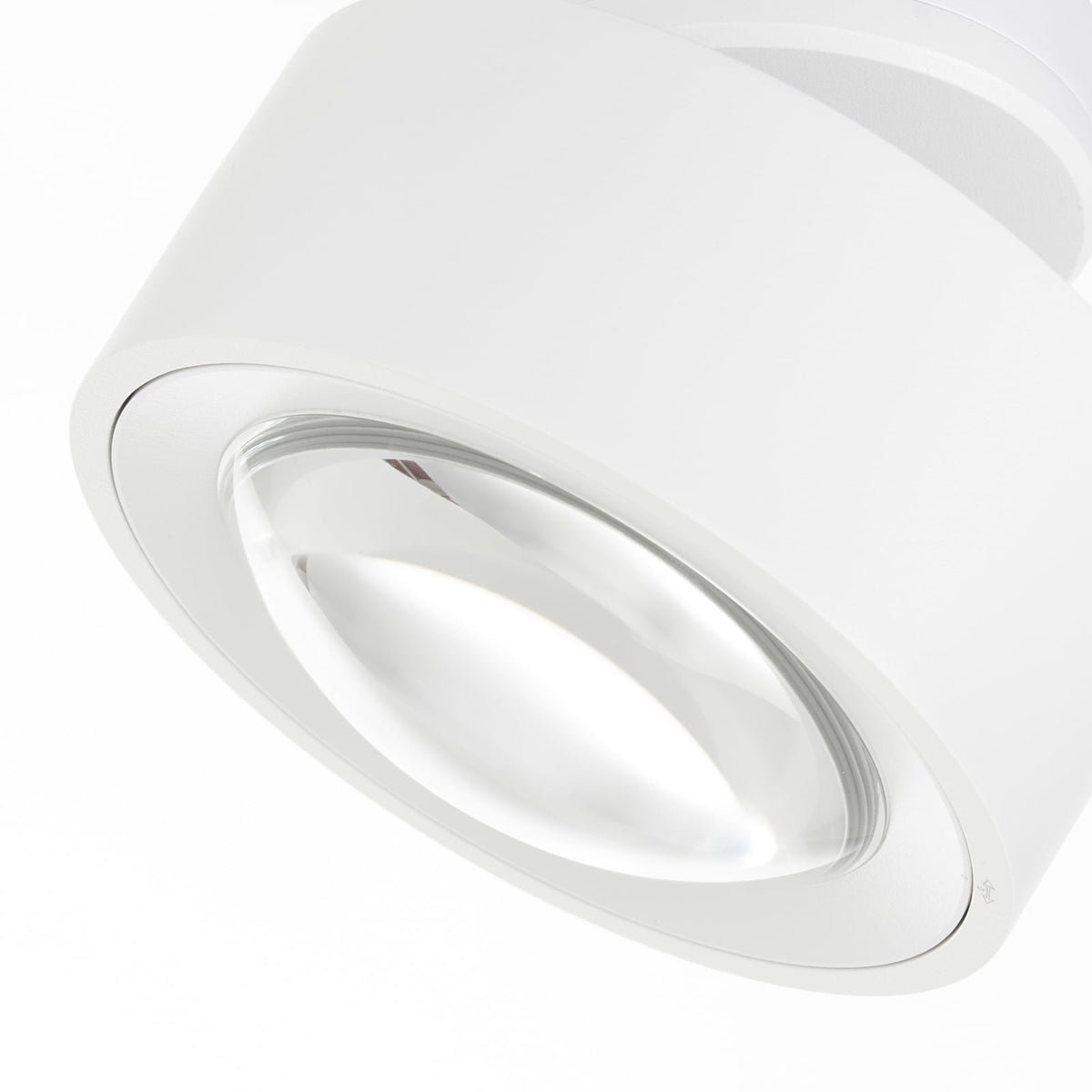 LED takspot Rotari svingbar hvit nærbilde av armatur