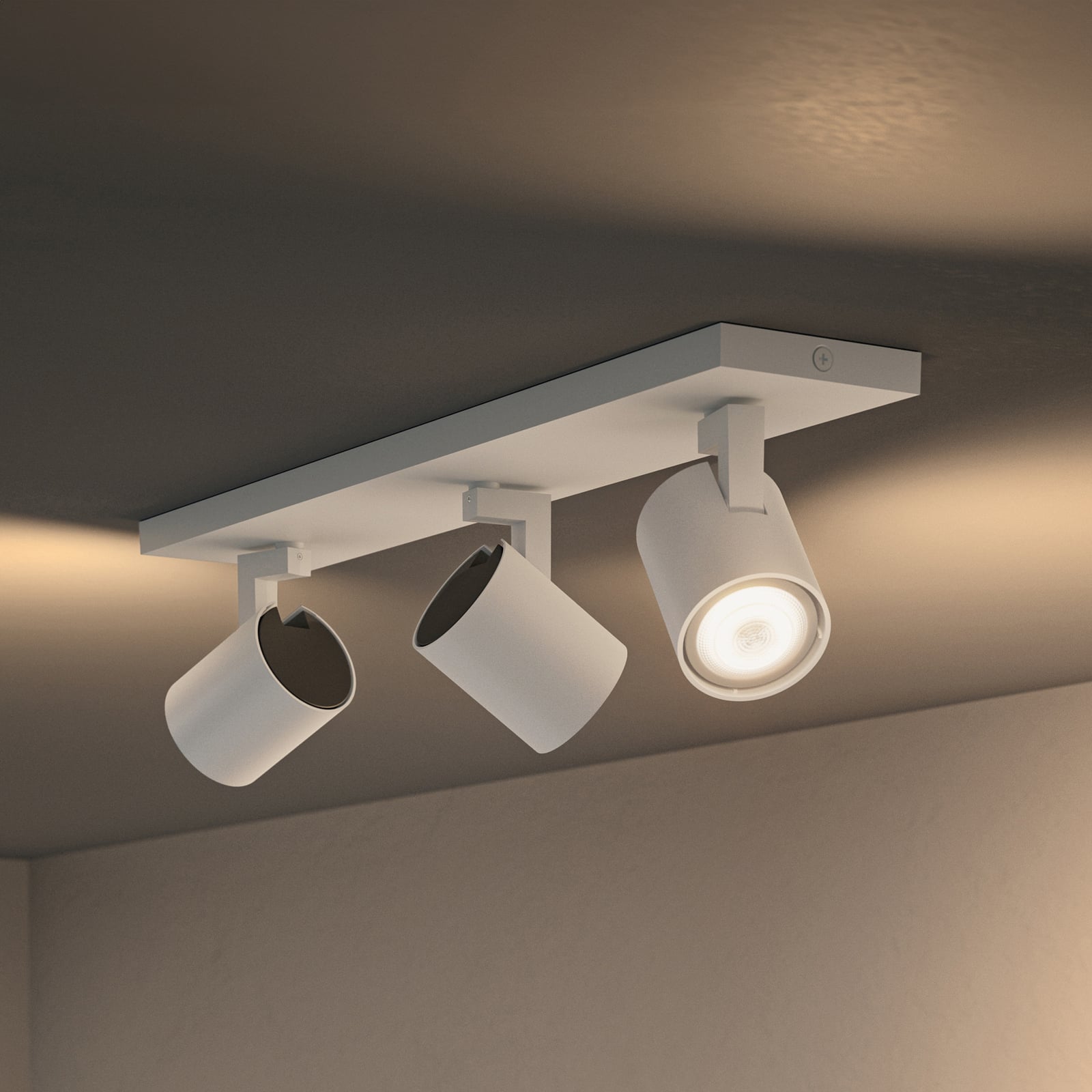 LED takspot Runner 3-lys GU10 dimbar hvit med fjernkontroll Philips Hue forfra