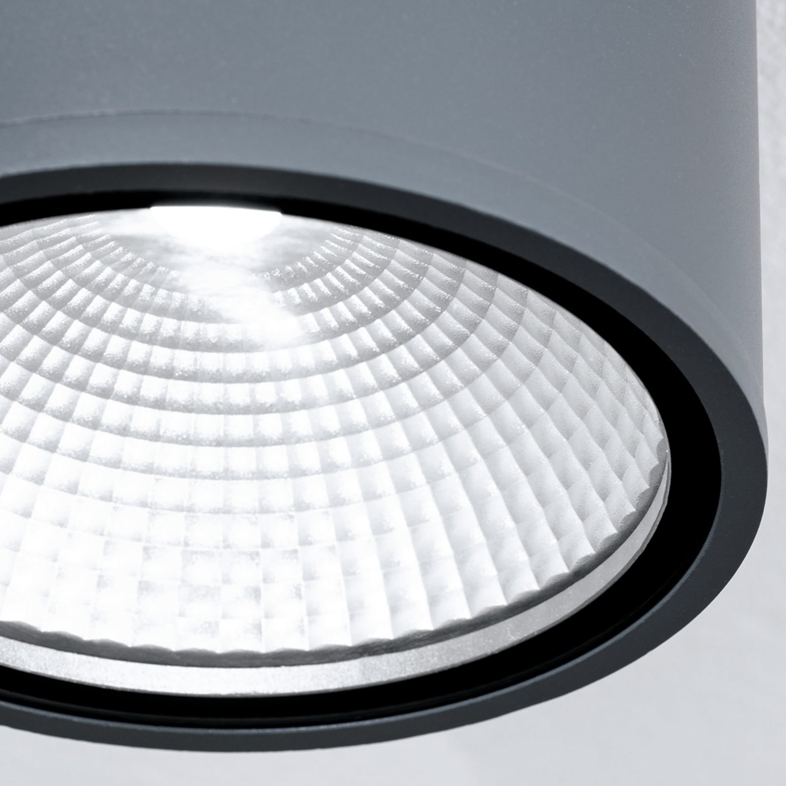 LED takspot Sputnik antrasitt Ø14,5 cm IP65 3000K detalj
