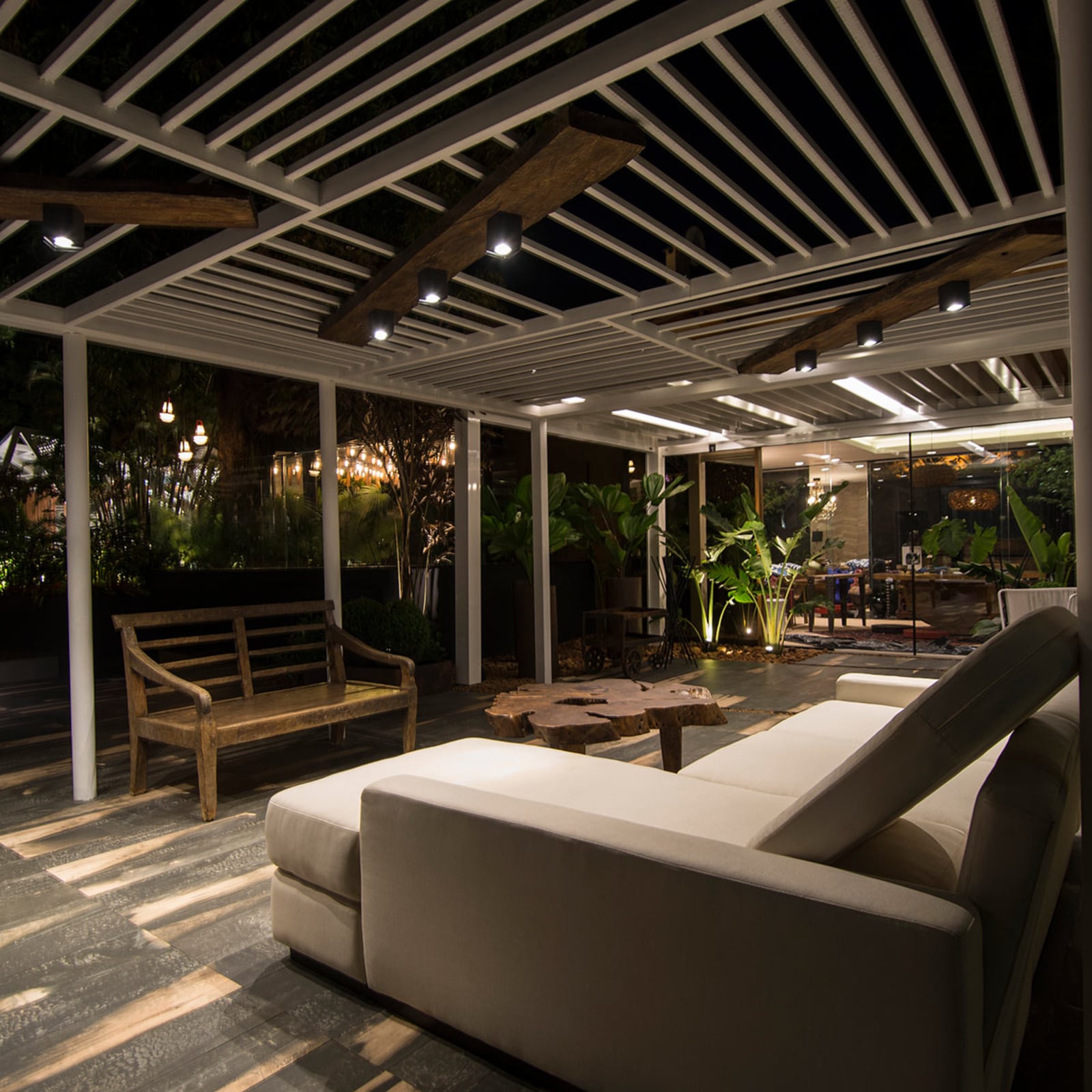 LED takspot Tami utendørs aluminium 12W IP54 detalj