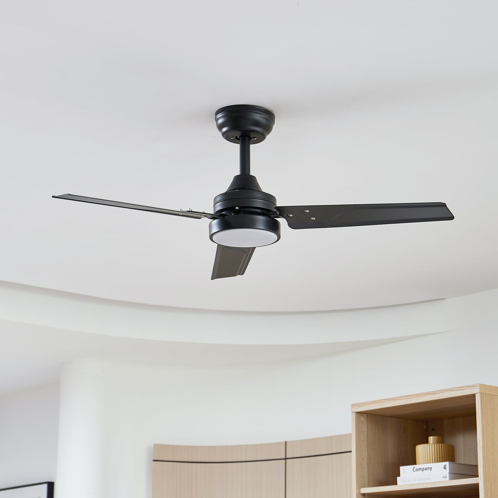 LED takvifte Aerallo CCT svart Ø105 cm 18W bakside