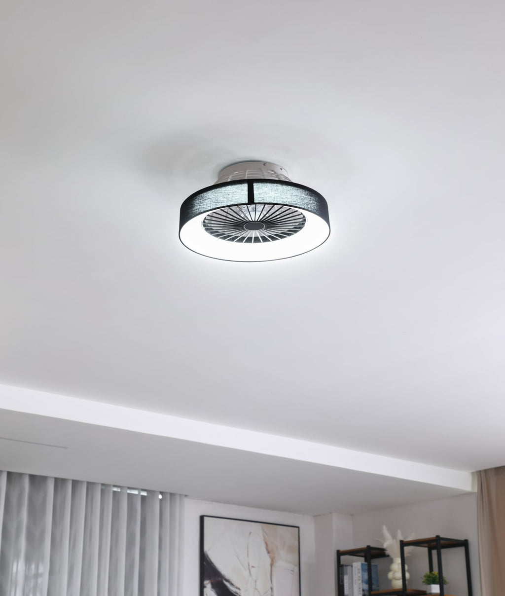 Detalj av LED takvifte Mace dimbar svart Ø47 cm CCT fjernkontroll