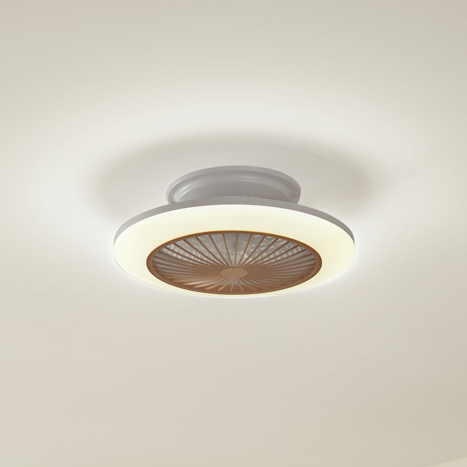 LED takvifte Mamuti dimbar CCT trefarget Ø55 cm forfra