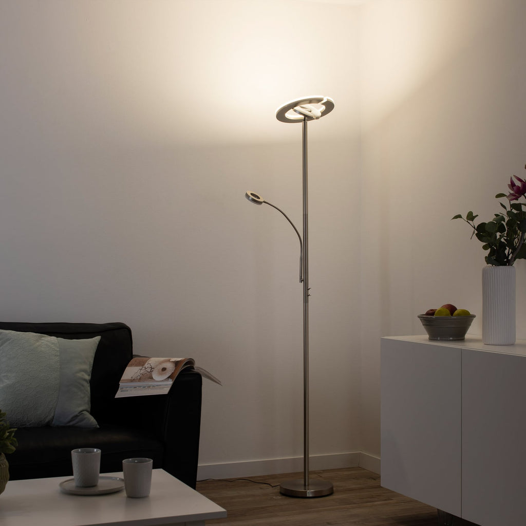 LED uplighter Rocco med lesearm dimbar RGB fjernkontroll - LOLA Smart forfra