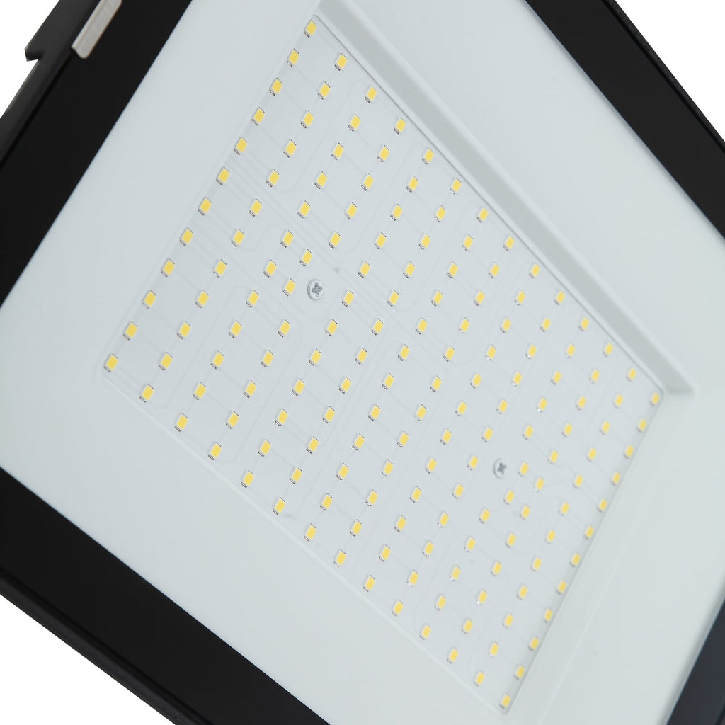 LED utendørs lyskaster Maikel 150W 13120lm aluminium IP65 vinkel