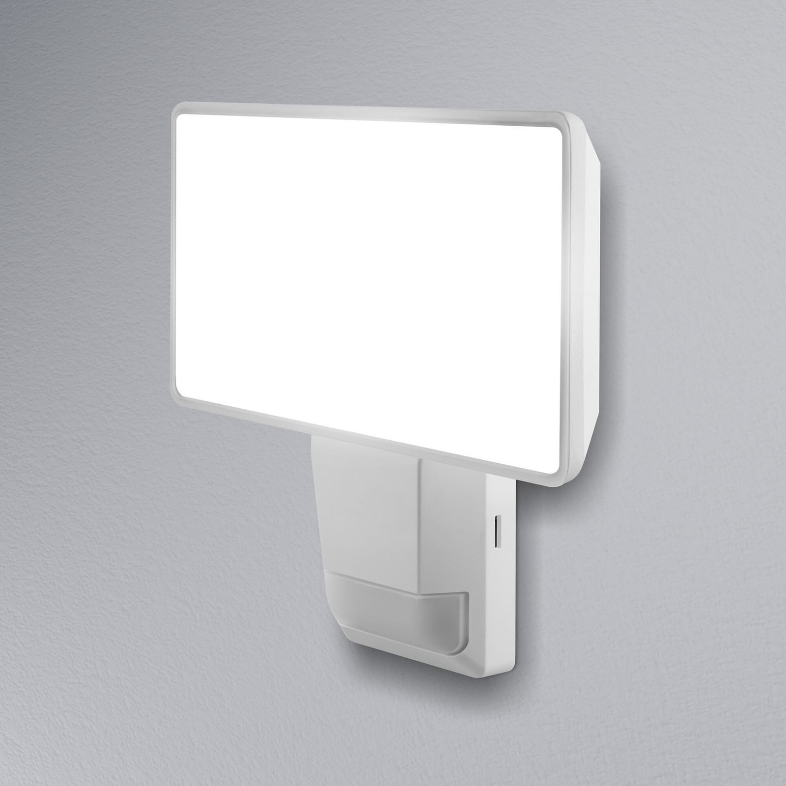 Detalj av LED utespot med bevegelsessensor ENDURA PRO FLOOD 27W IP55 hvit