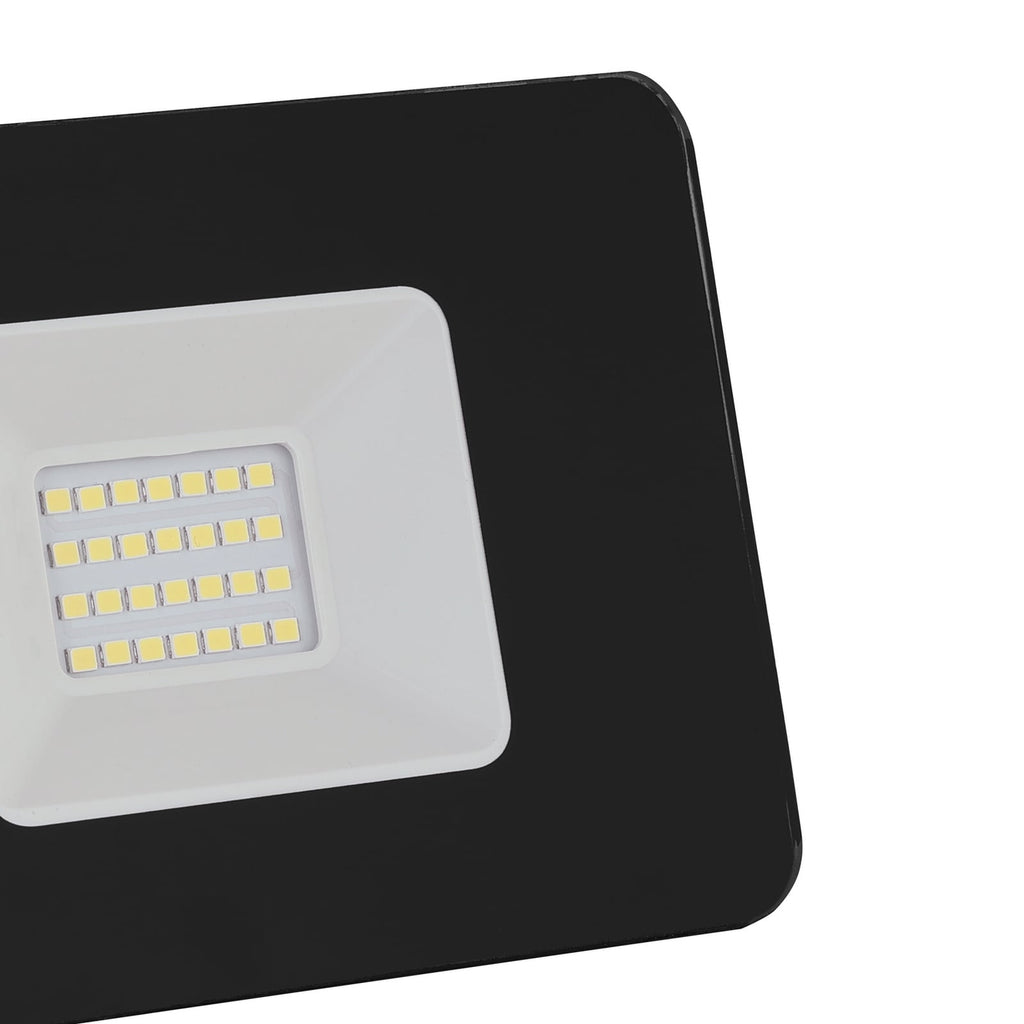 LED utespot Faedo 3 svart 20W 1800lm IP65 justerbar festebrakett