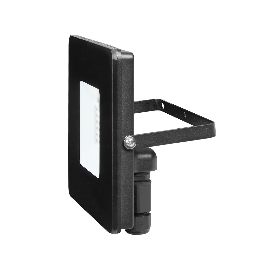 LED-utespot Faedo 3 svart 30W 5000K IP65 monteringsbøyle