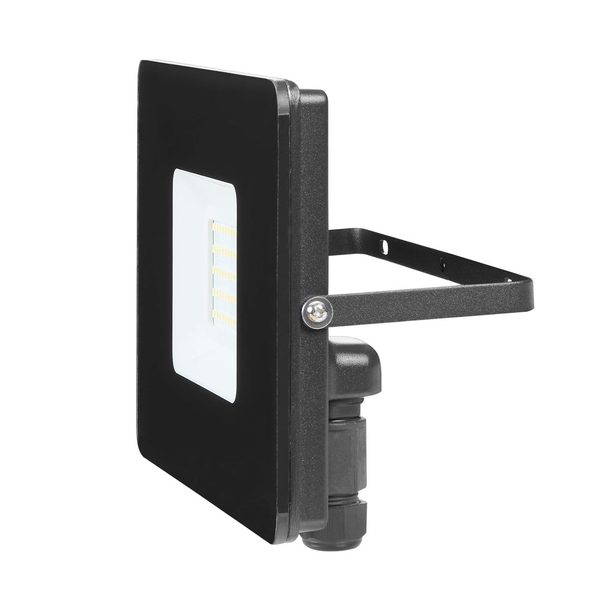 LED utespot Faedo 3 svart 50W 4800lm IP65 lyser opp uteområde
