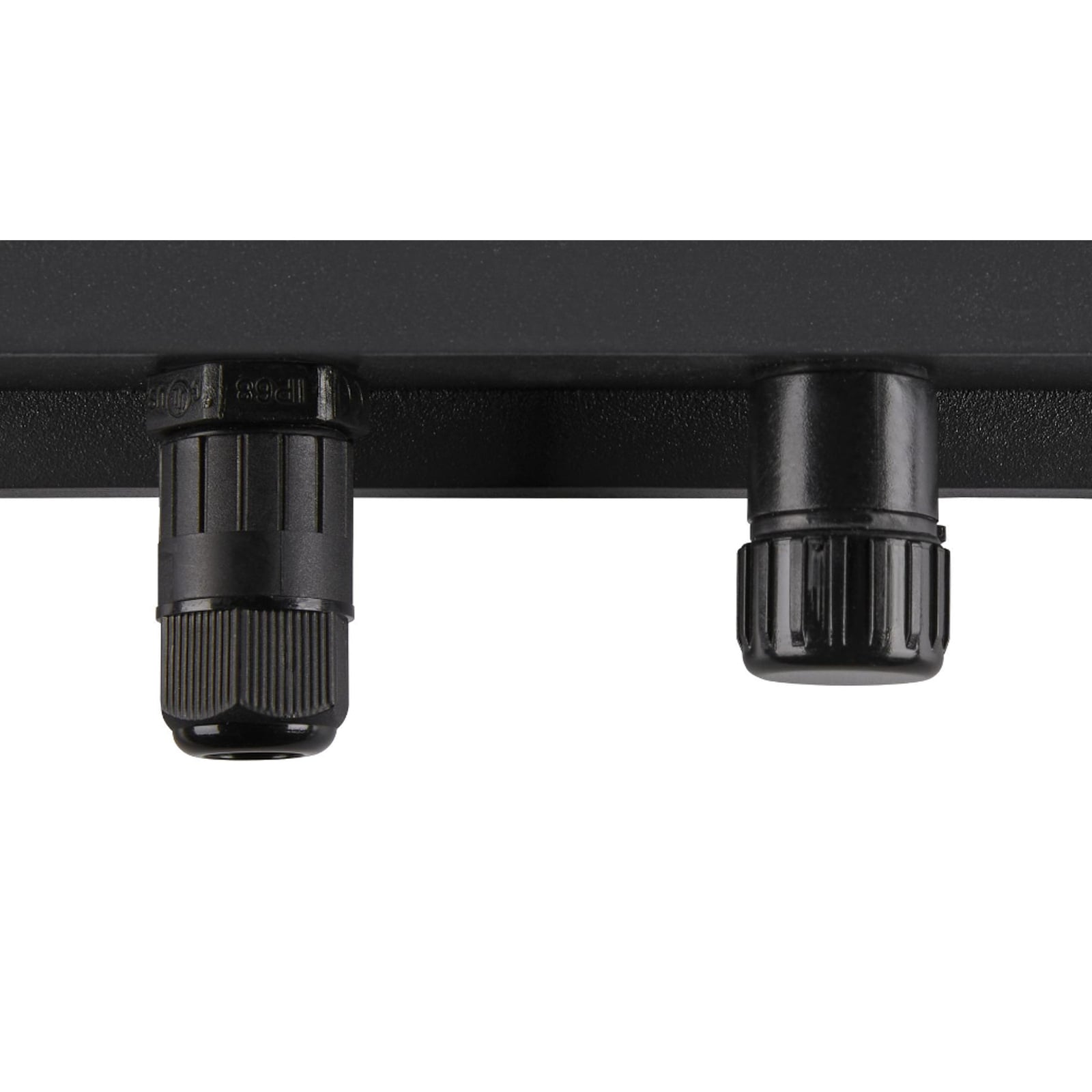 LED utespot Floodi 30W antrasitt aluminium IP65 i bruk utendørs