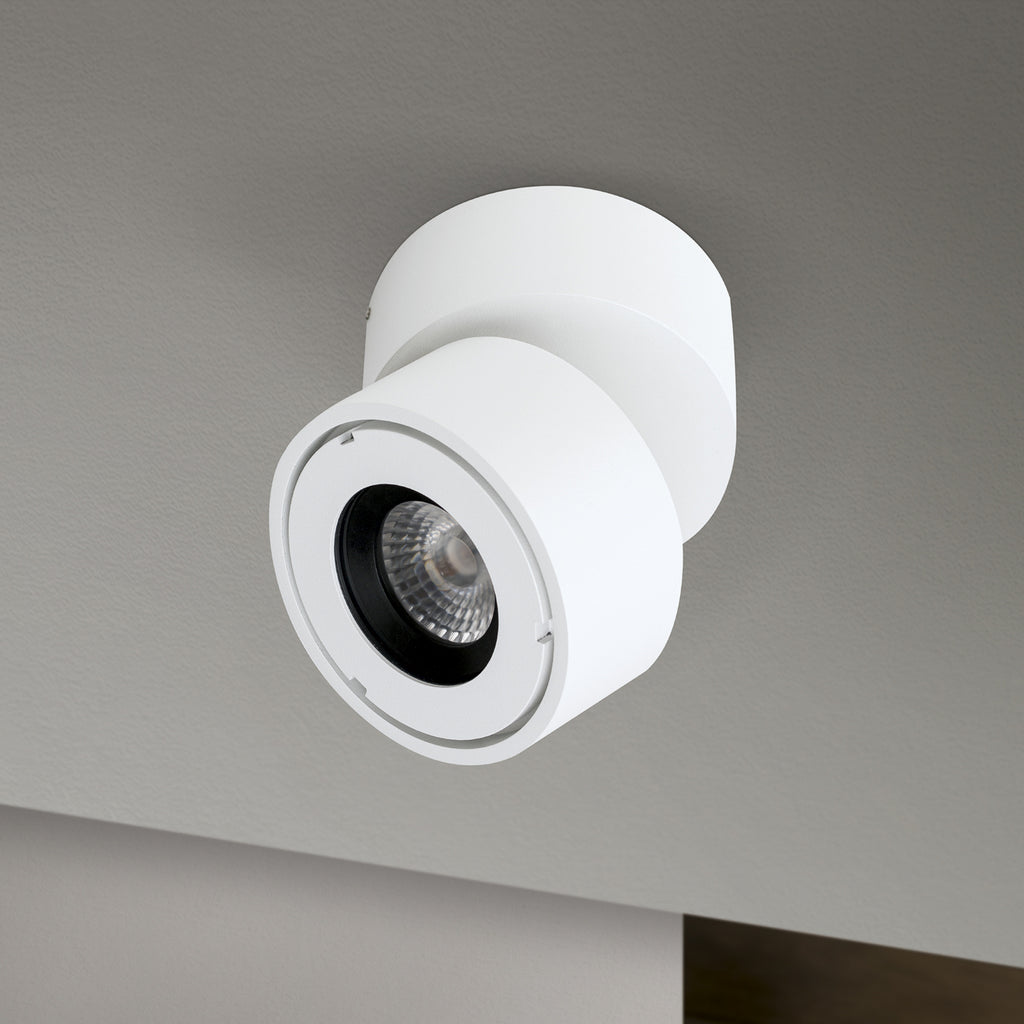 LED utespot Harvey hvit Ø10 cm dimbar 15W IP65 lysstråle utendørs