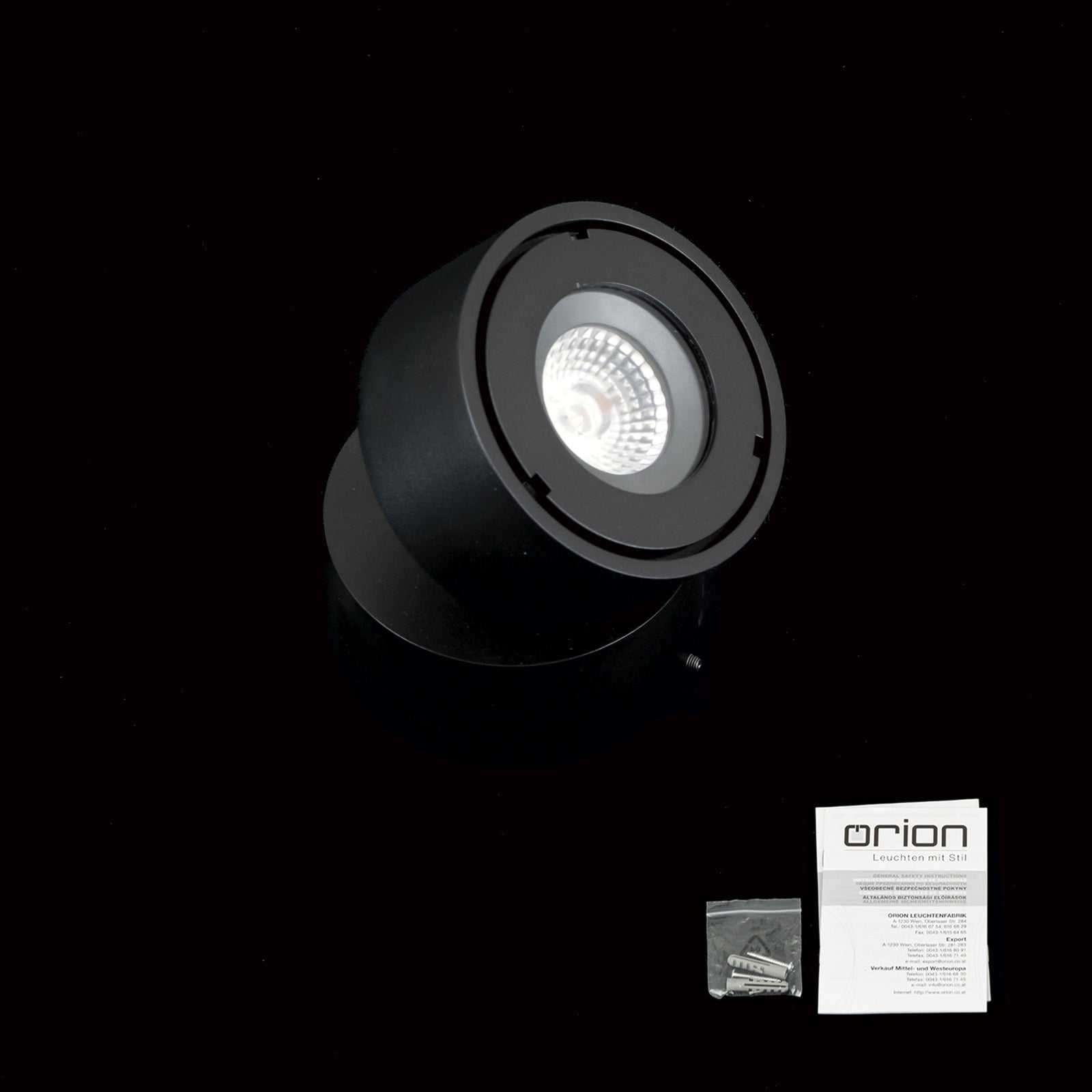 LED utespot Harvey svart Ø10 cm dimbar installasjon