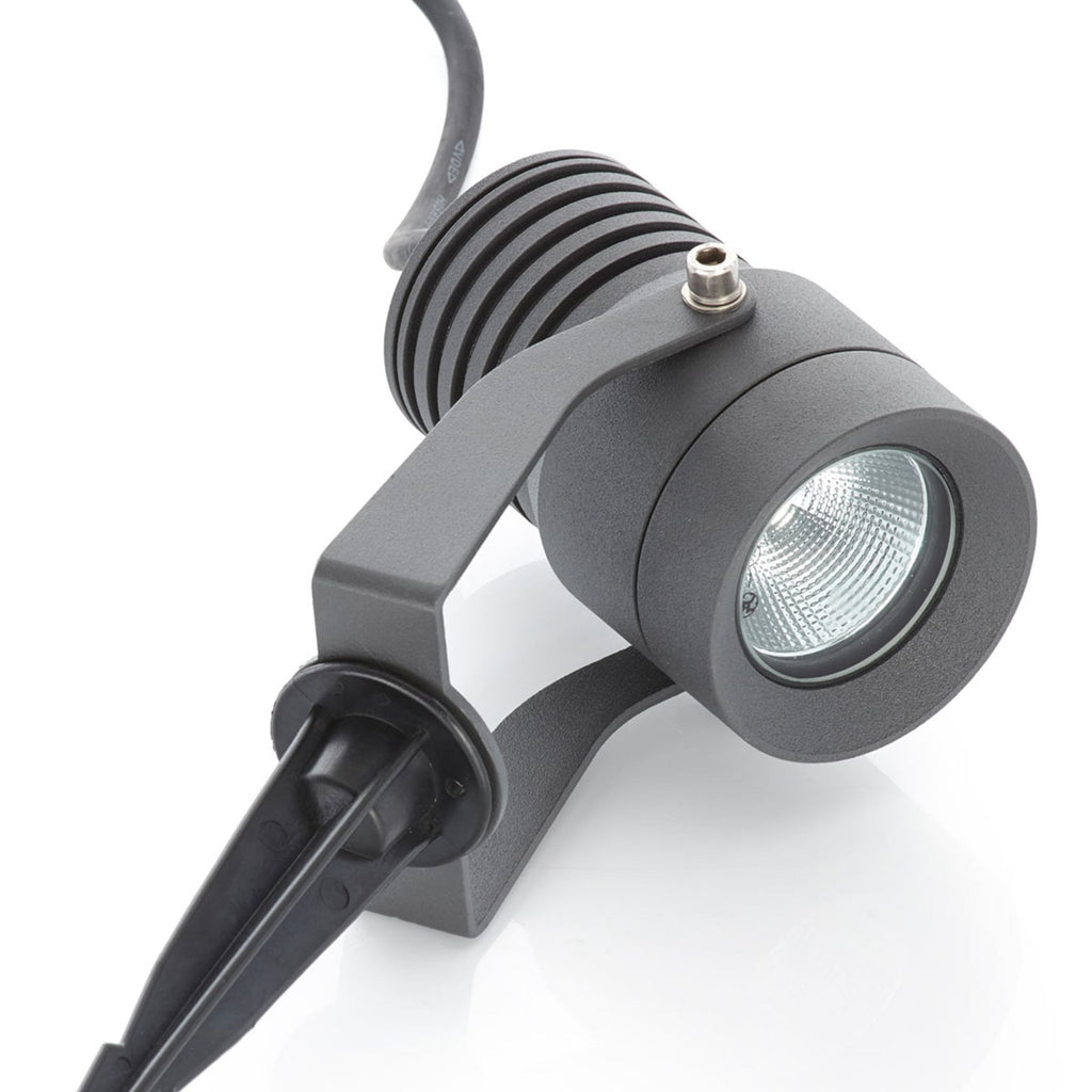 LED utespot Jon med jordspyd justerbar 7,5W IP65 - Lucande justerbart hode fra siden