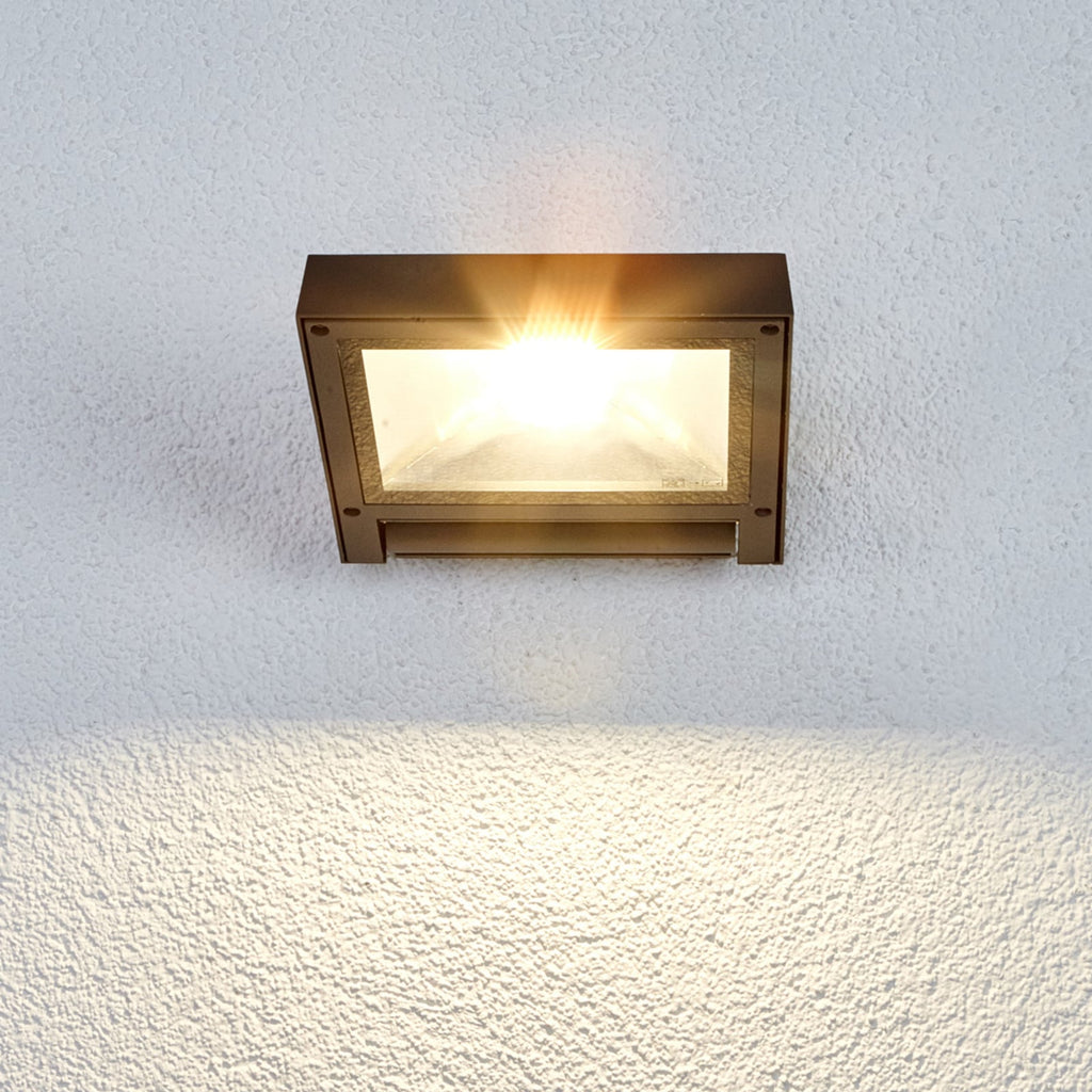LED utespot Maica svingbar antrasitt IP65 12W justerbar lysretning