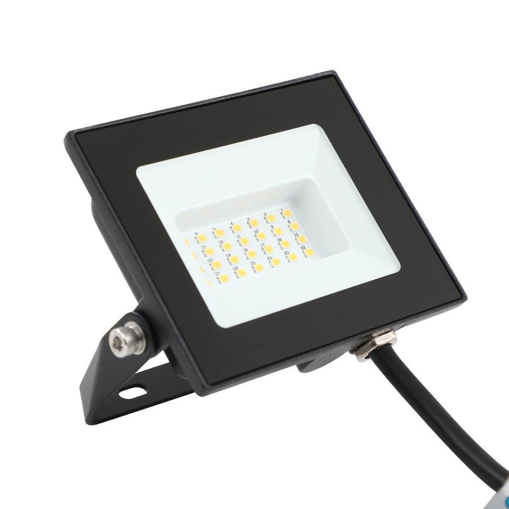 LED utespot Maikel svart 20W 1620 lm IP65 stemning utendørs