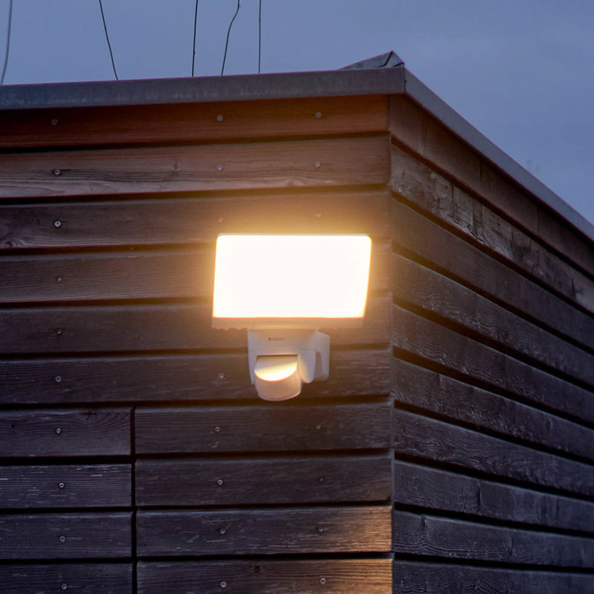 LED utespot XLED Home 2 S nærbilde av bevegelsessensor