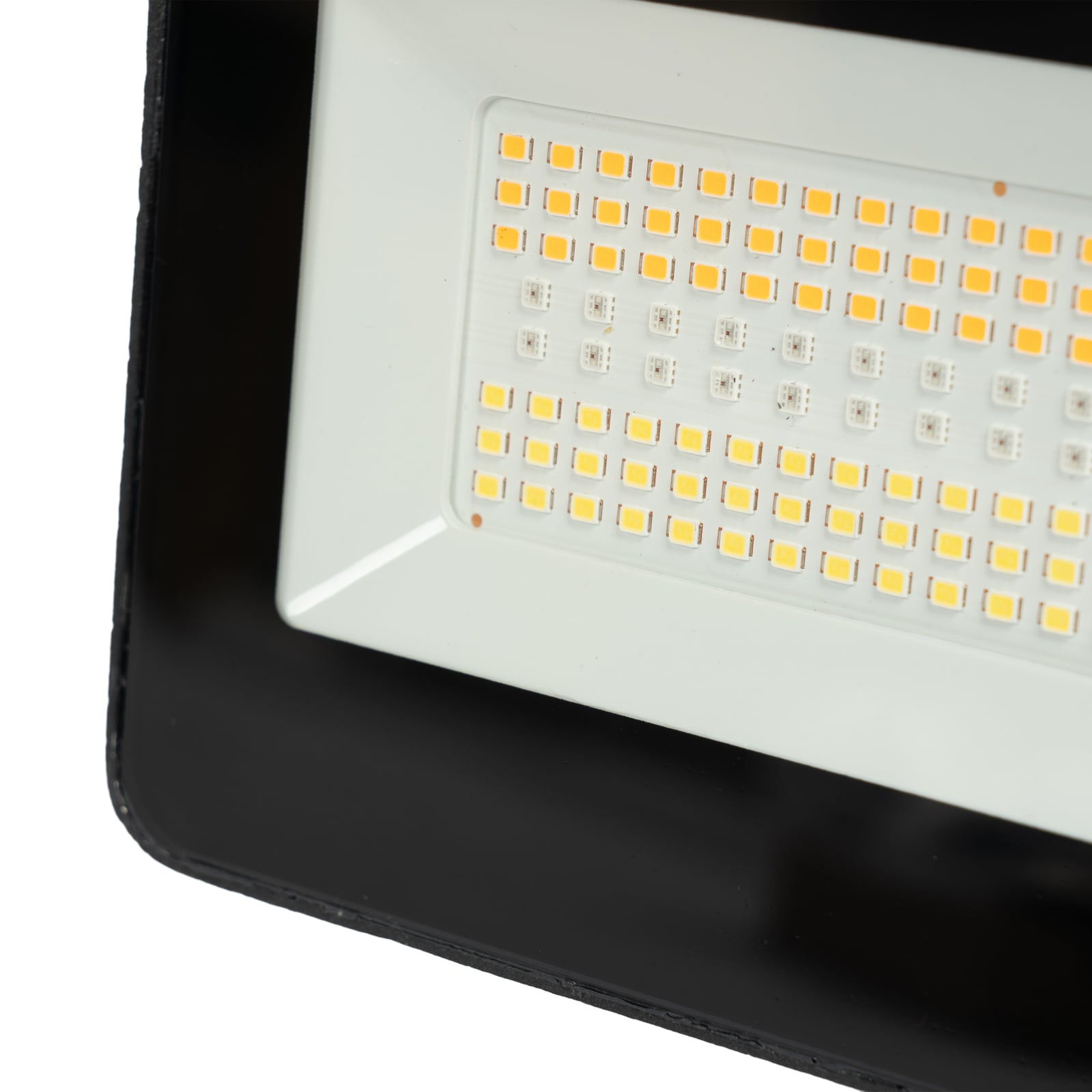 LED utespotlampe Liezel 30W RGBW dimbar WiFi IP65 - Prios montert i hage