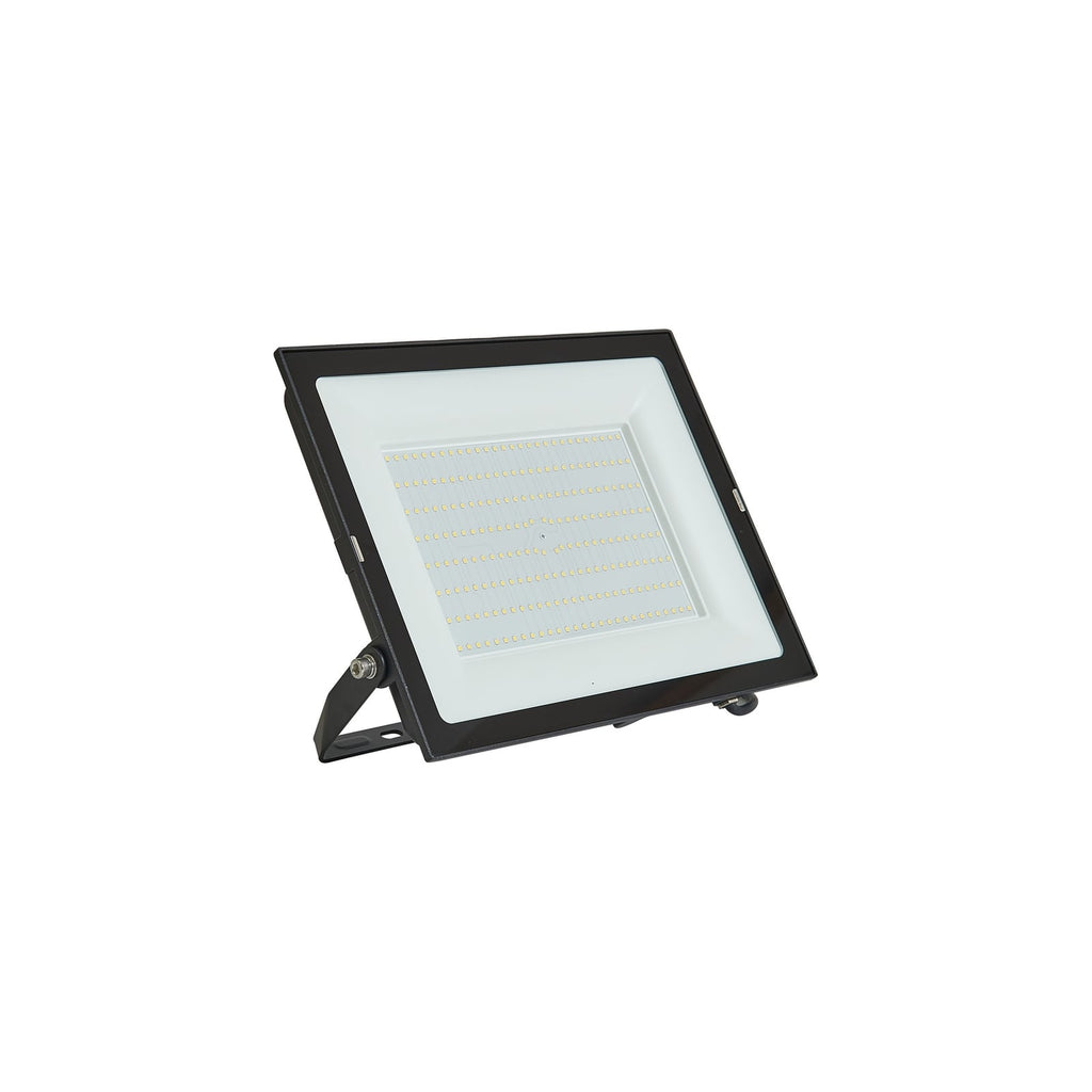 Montering av LED utespotlampe Maikel 200W 23530lm IP65 svart