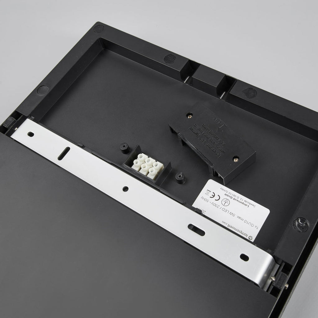 LED utetaklampe Amra kvadratisk antrasitt 30 cm i bruk