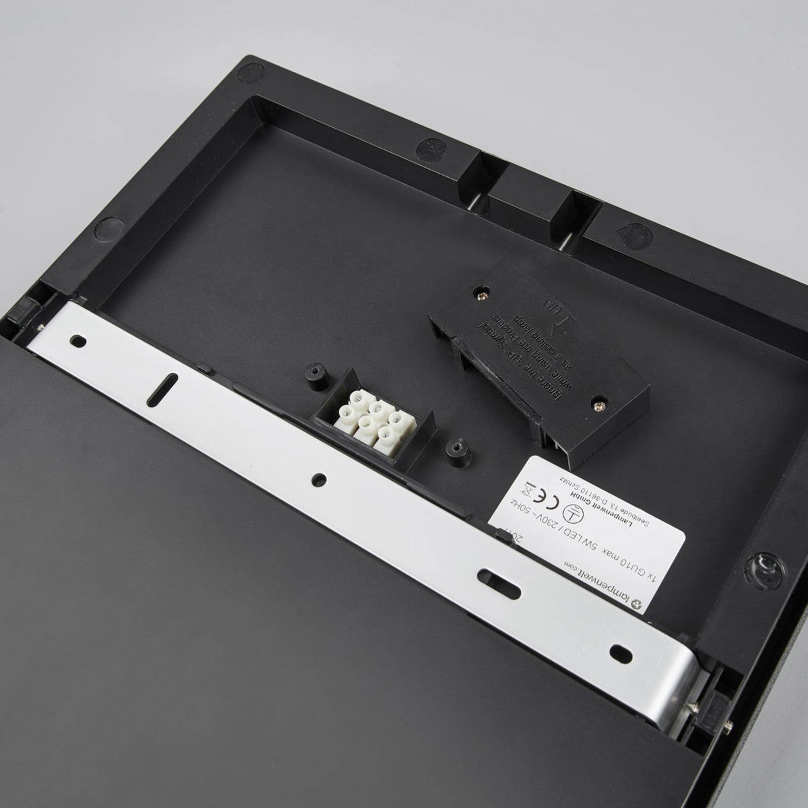 LED utetaklampe Amra kvadratisk antrasitt 30 cm i bruk