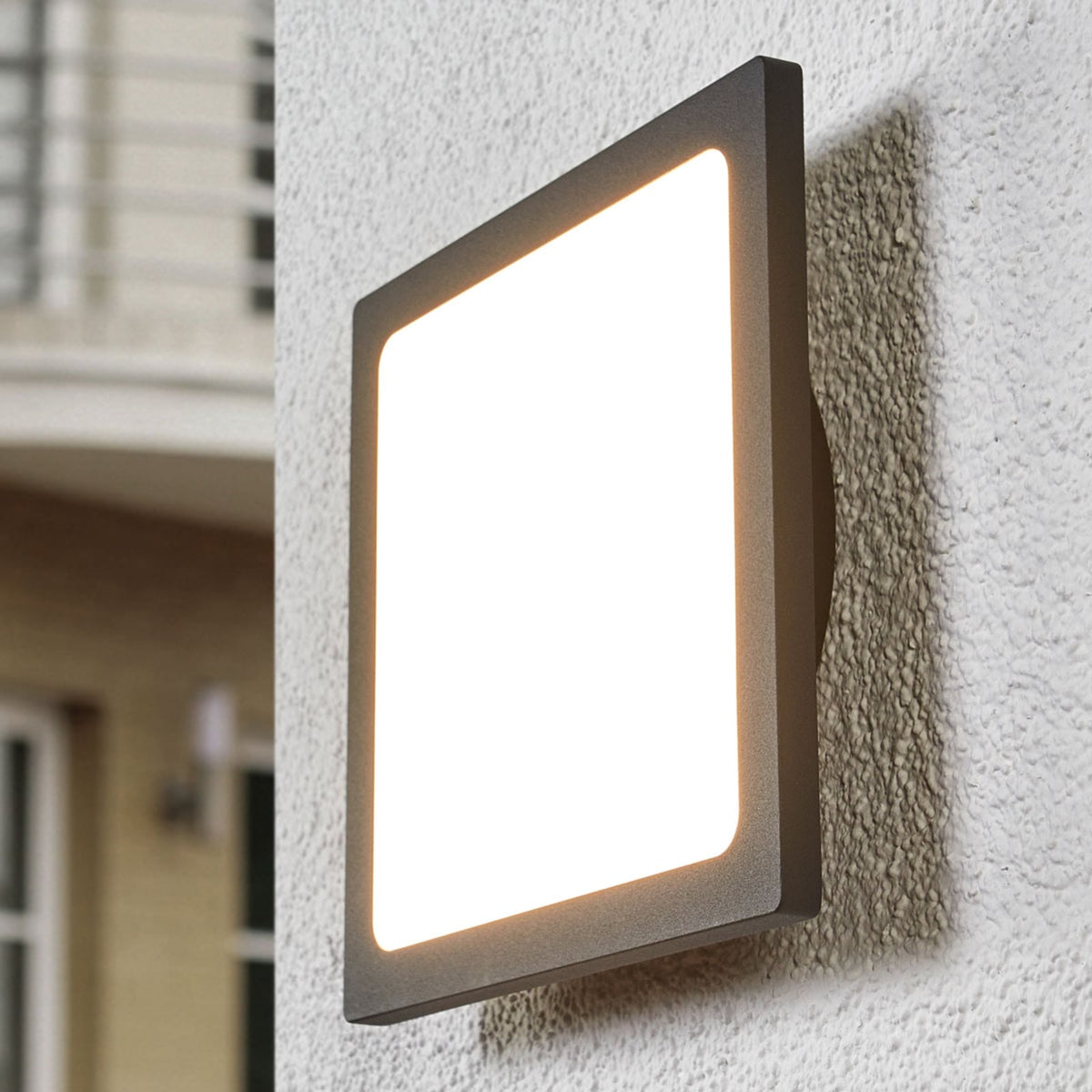 Nærbilde av LED utetaklampe Mabella aluminium 23 cm IP65 antrasitt