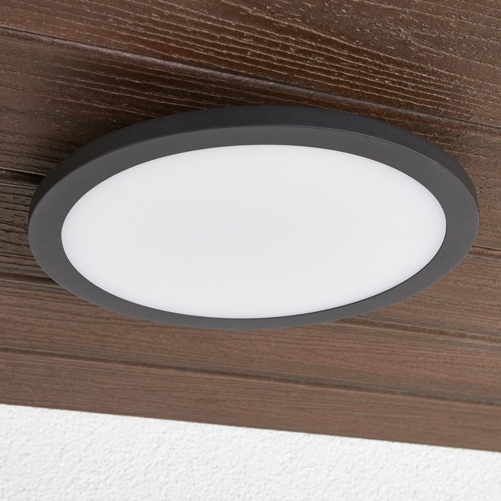 LED utetaklampe Malena bakside og sensor