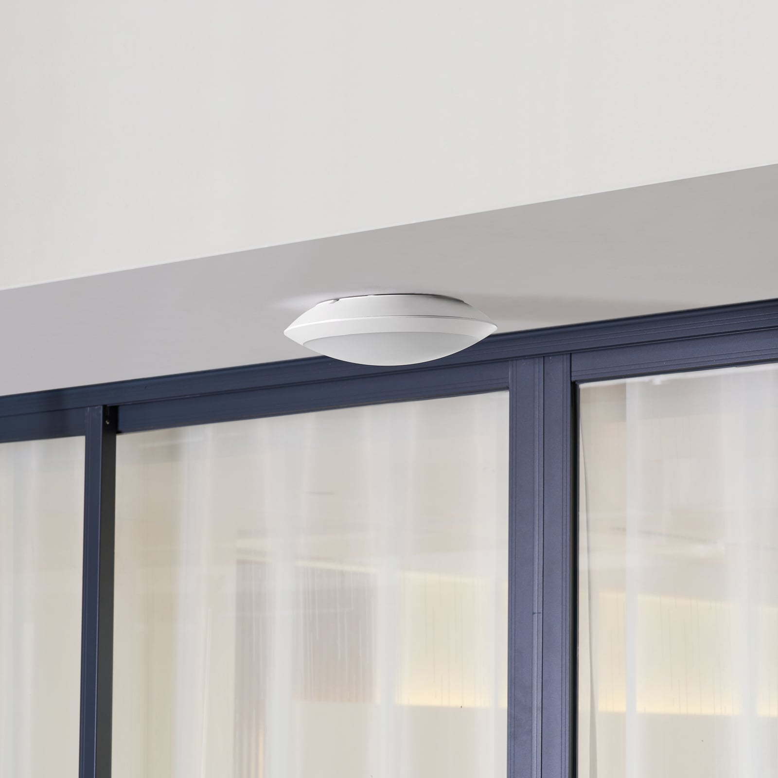 LED utetaklampe Naira med bevegelsessensor bakside