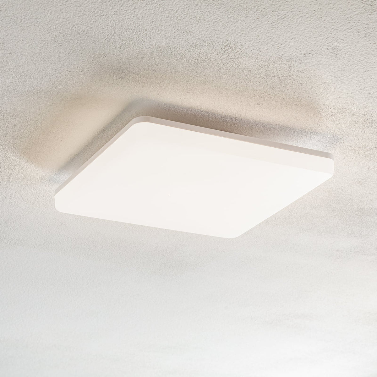 LED utetaklampe Pronto med bevegelsessensor front