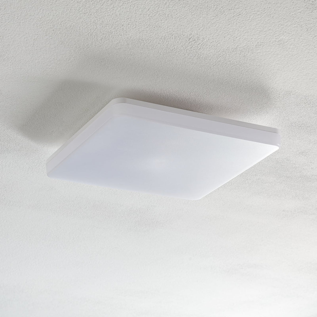 LED utetaklampe Pronto med bevegelsessensor bakside