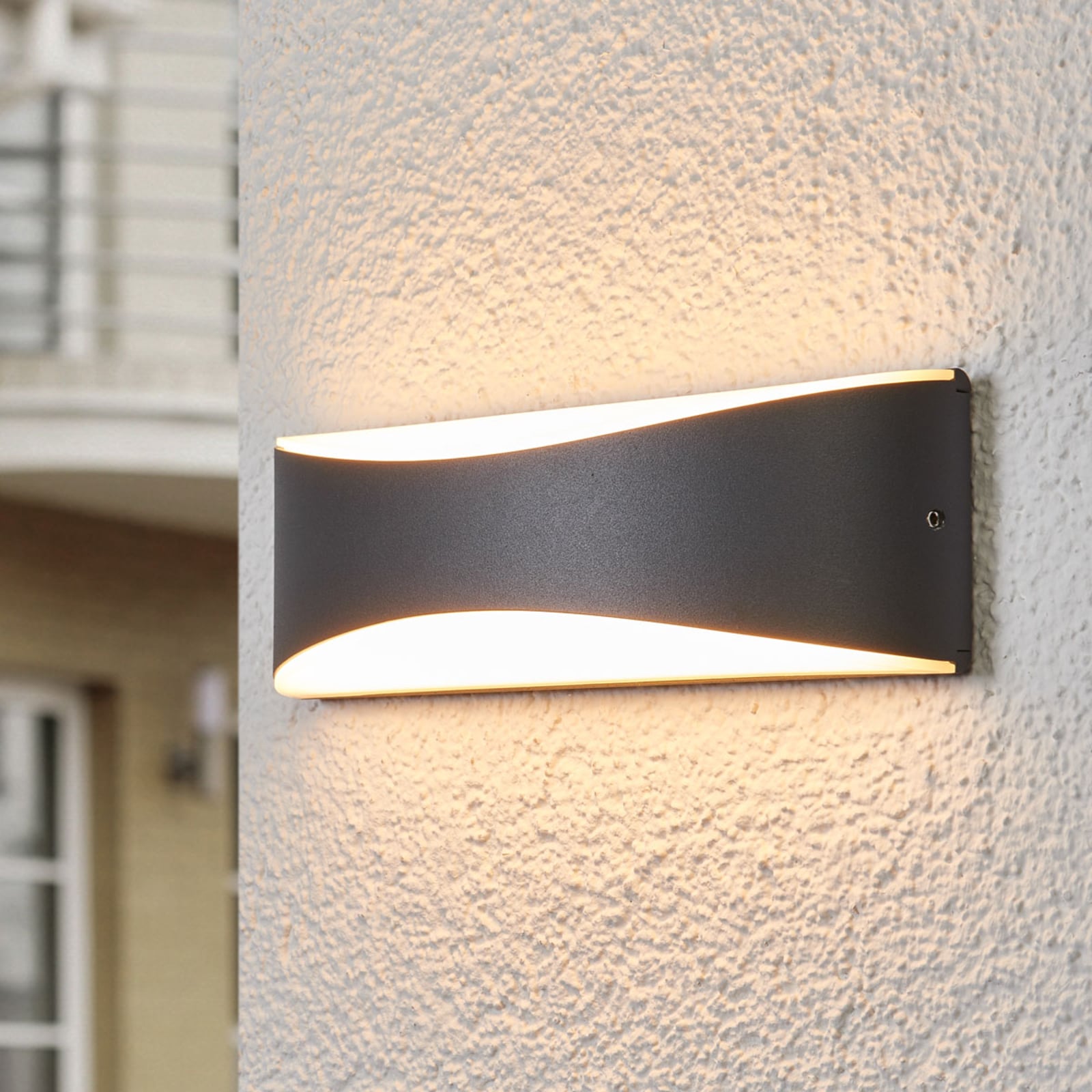 LED utevegglampe Akira antrasitt opp og ned forside