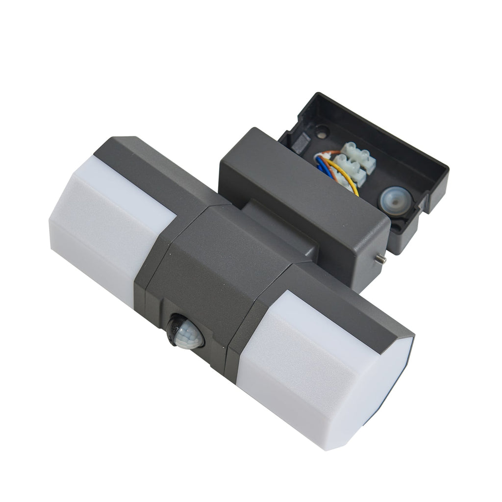 LED utevegglampe Alaric opp/ned med bevegelsessensor IP54 sensor og lampehode
