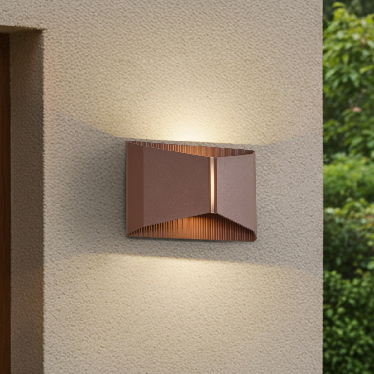 LED utevegglampe Anlira opp og ned brun 9W IP65 forfra