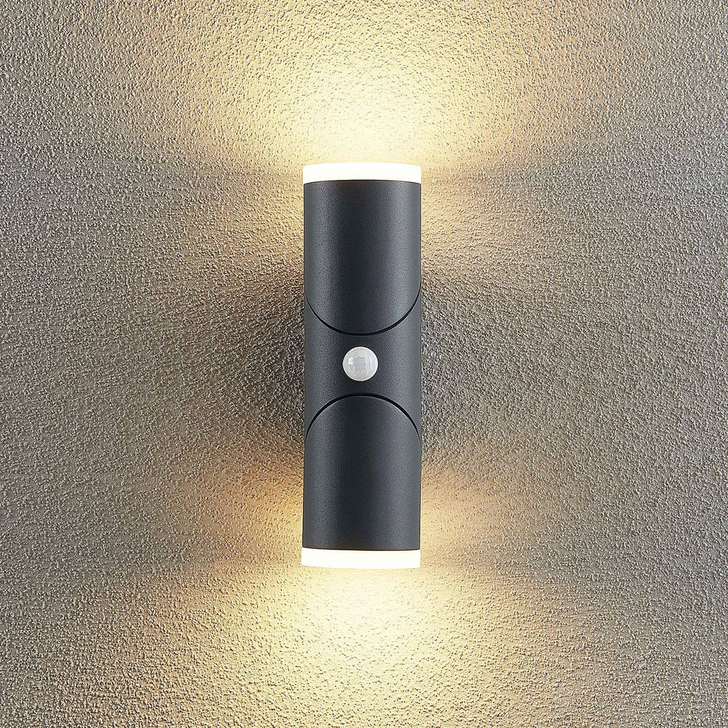 LED utevegglampe Aspyn 2-lys med bevegelsessensor IP54 bakside