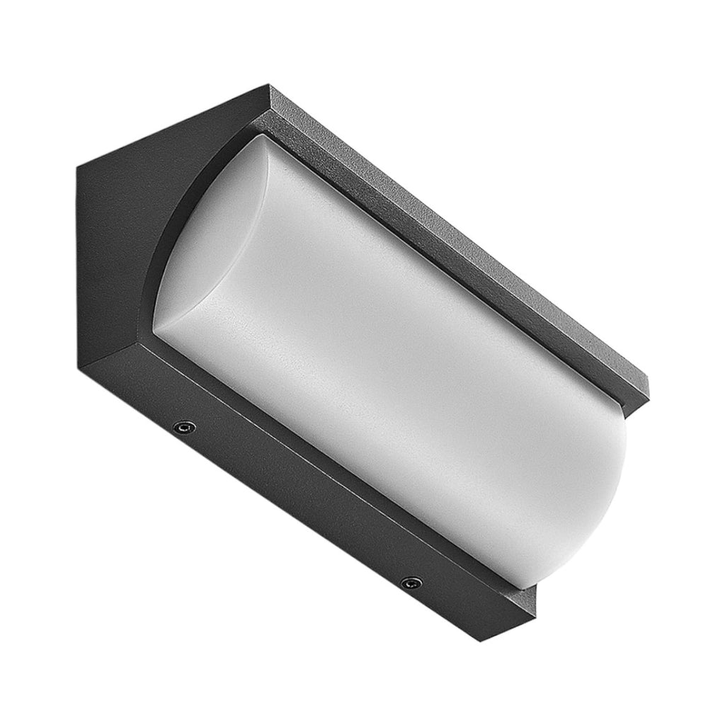 LED utevegglampe Aune lysbilde om natten