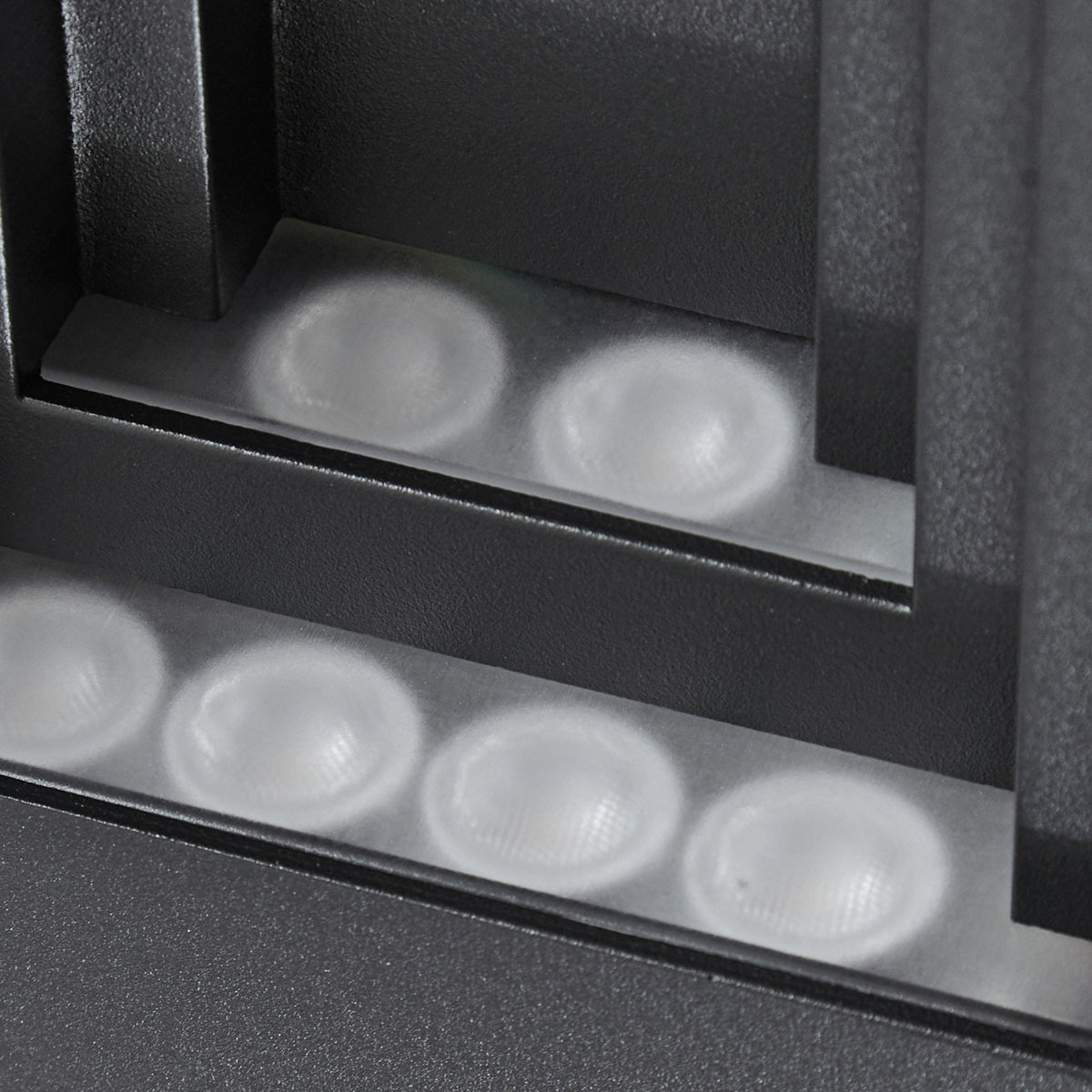 LED utevegglampe Aurali viser IP65 beskyttelse emblem