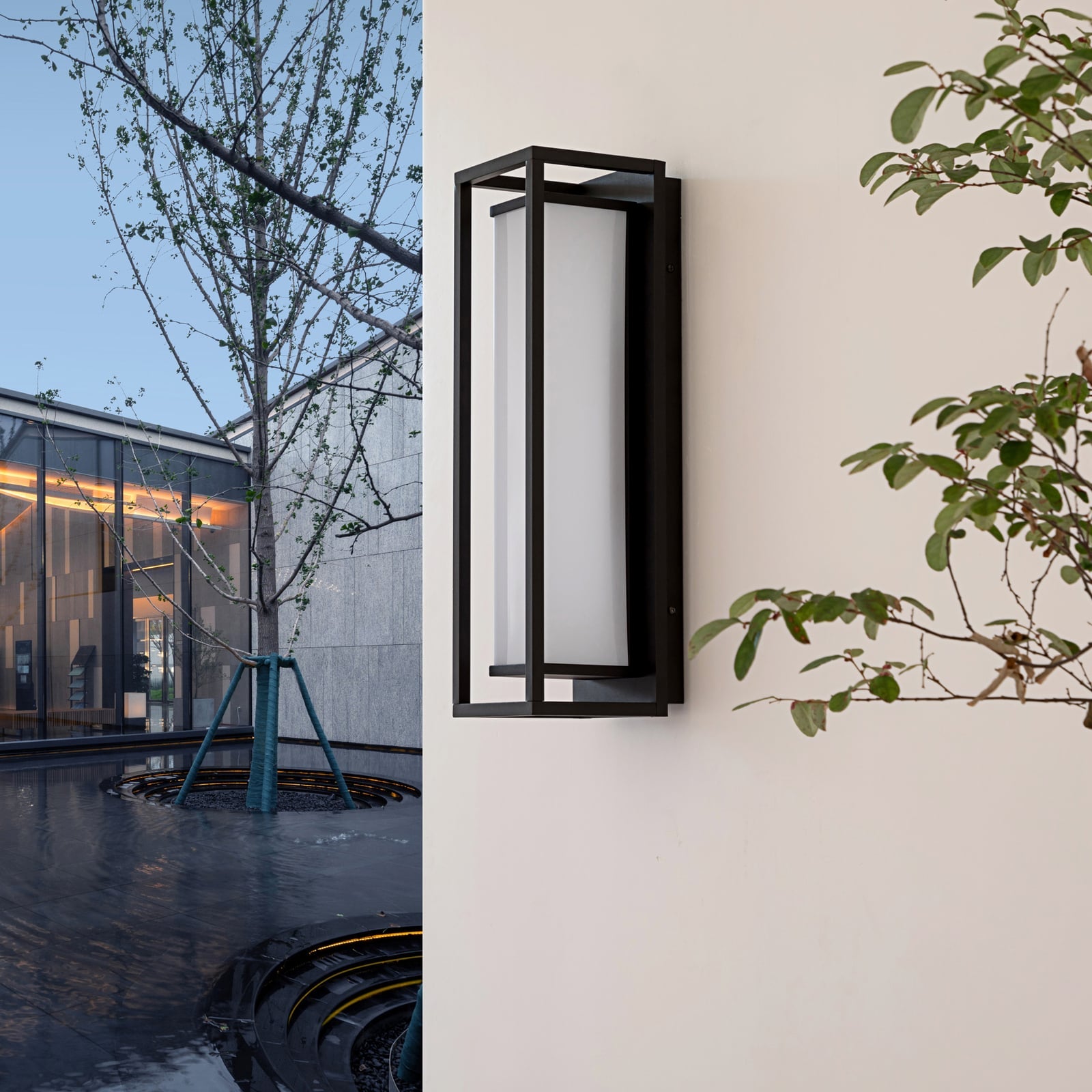 LED utevegglampe Banetti svart aluminium fra bakside