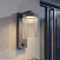 LED utevegglampe Beelia med bevegelsessensor front