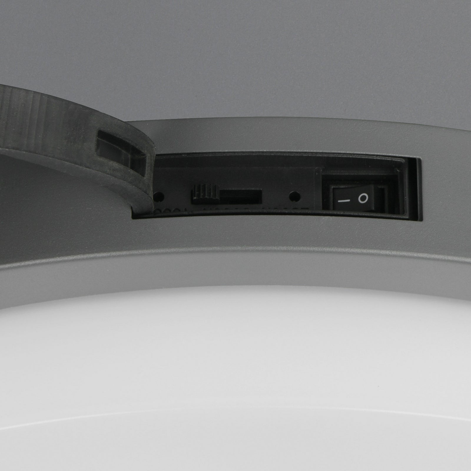 LED utevegglampe Bermejo rund CCT med bevegelsessensor IP54 lysbilde