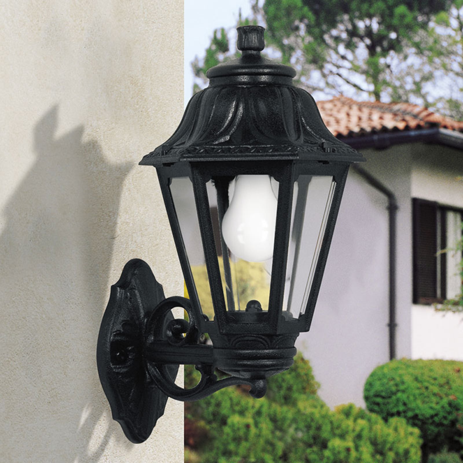 Detaljbilde av LED utevegglampe Bisso Anna lanterne svart