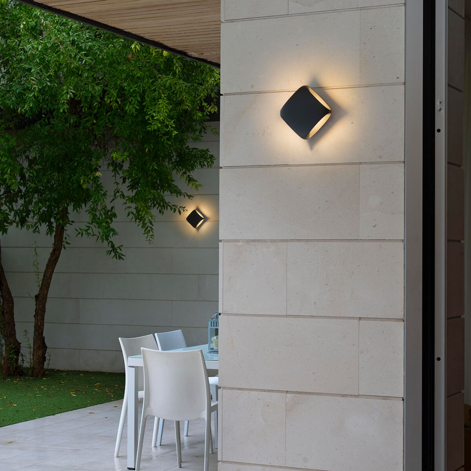 LED utevegglampe Bu-oh antrasitt firesidig lys IP65 bakside