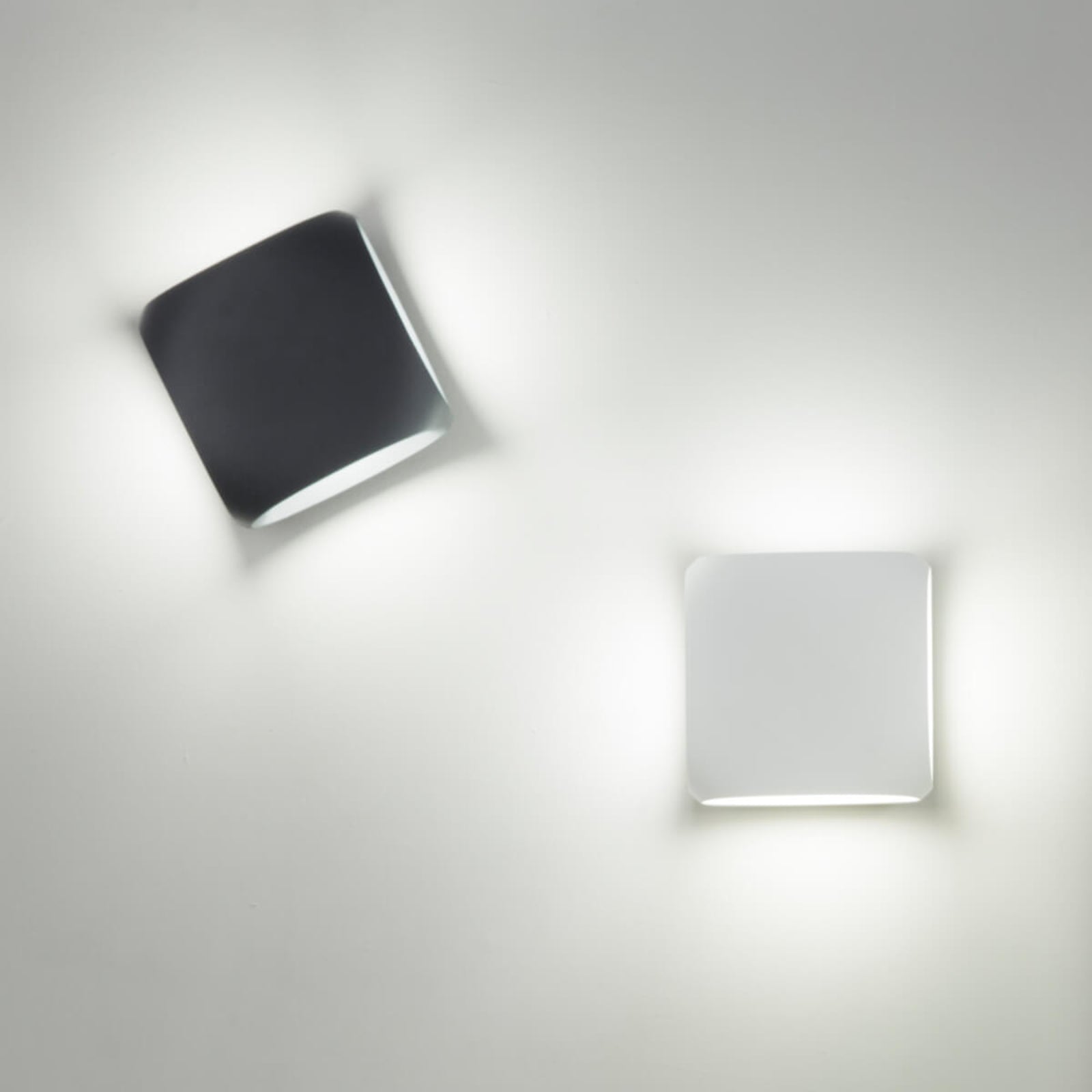 LED utevegglampe Bu-oh antrasitt firesidig lys IP65 lysmønster