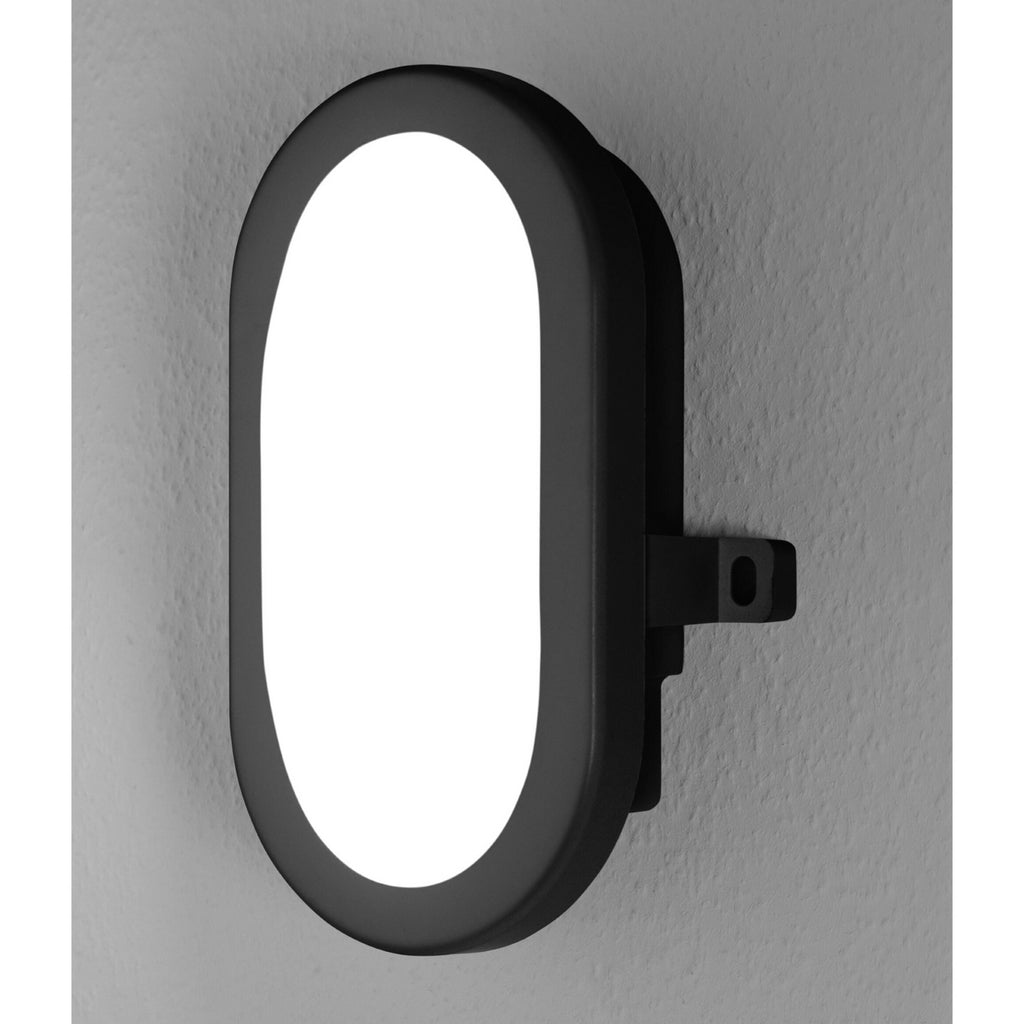 Nærbilde av LED utevegglampe Bulkhead svart plast 6W 4000K OSRAM lyskilde