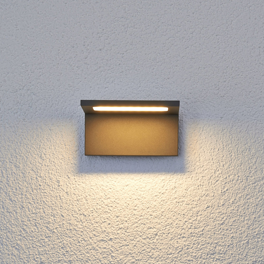 Montert LED utevegglampe Caner flat grafitt aluminium IP54 utendørs