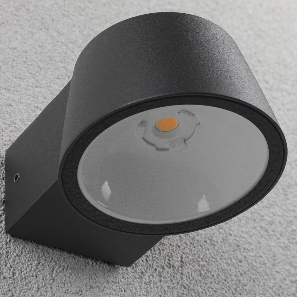 LED utevegglampe Capea antrasitt aluminium 2200K IP44 nærbilde