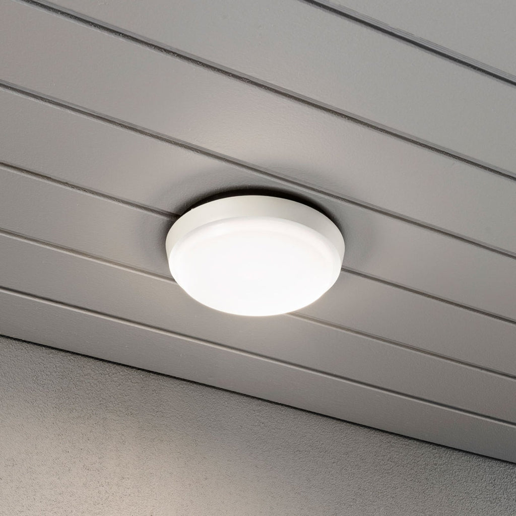 Detaljbilde av LED utevegglampe Cesena rund matt hvit