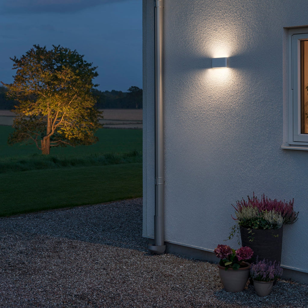 LED utevegglampe Chieri hvit opp/ned 17 cm bakside
