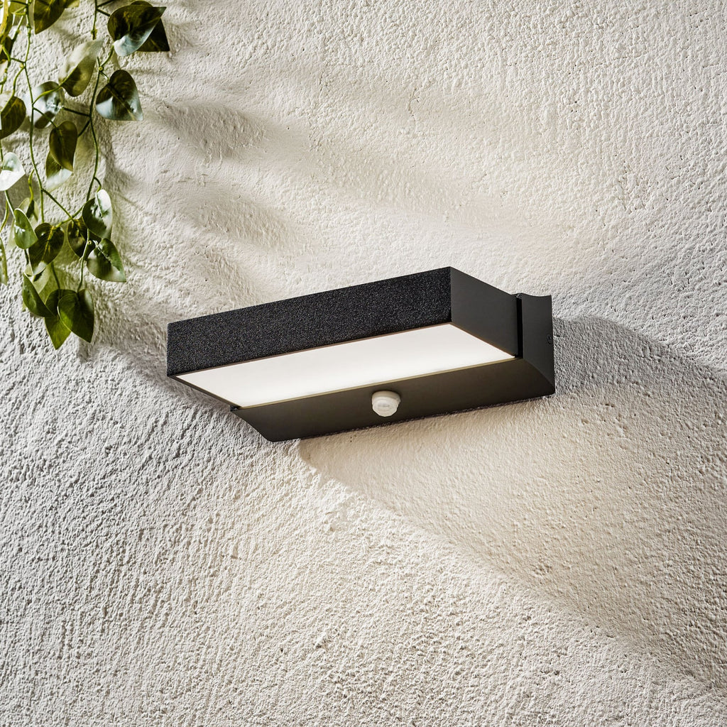 LED utevegglampe Cuando med bevegelsessensor antrasitt IP54 forfra