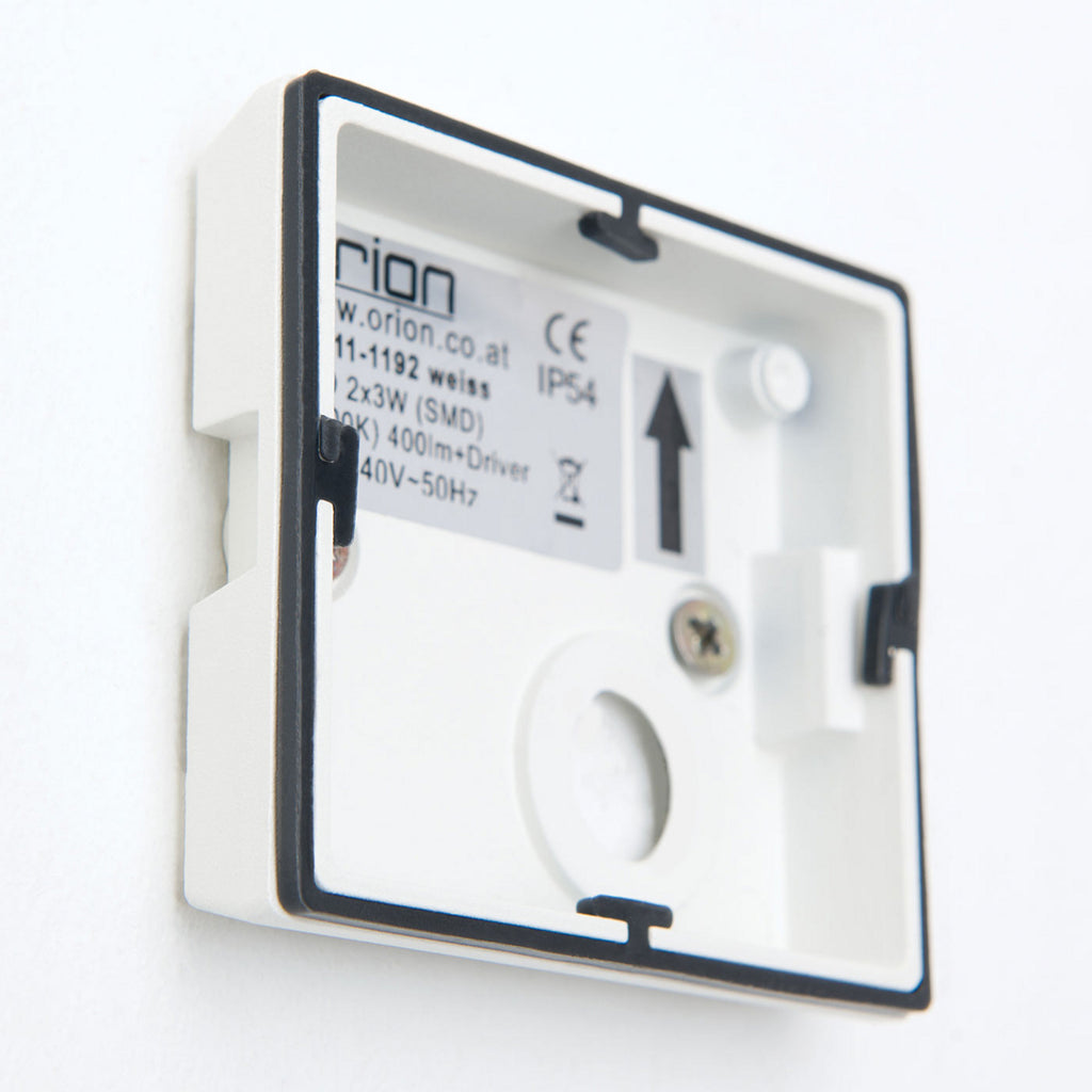 LED utevegglampe Cube hvit opp og ned 10 cm IP54 aluminium materiale